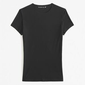abercrombie & fitch | soft matte seamless tuckable baby tee - black